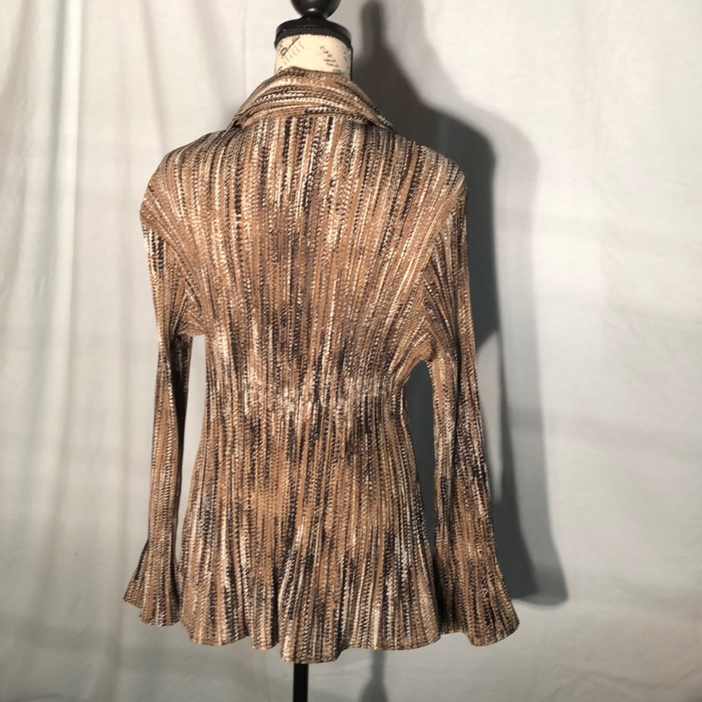 Apt 9 button down blouse - Picture 2 of 3